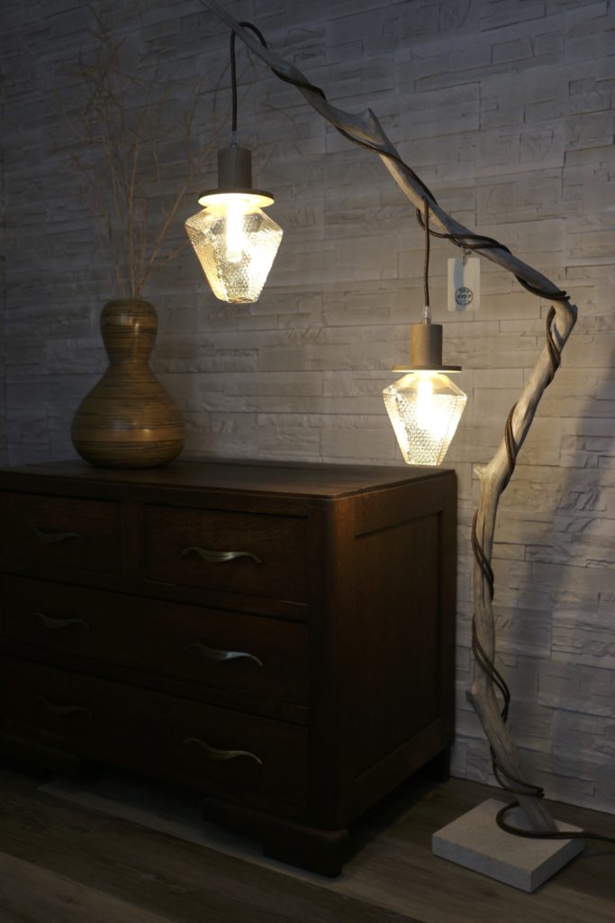 lampe en bois nacrée filabois